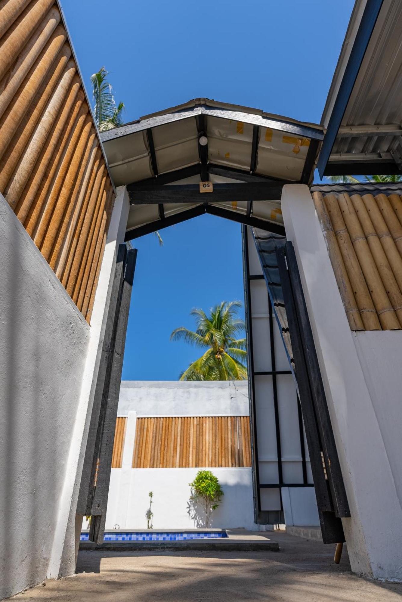 Resort Gili Trawangan Exterior photo